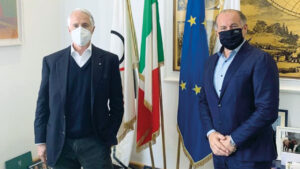Il presidente del Coni Giovanni Malagò e il presidente della Federazione italiana tiro a volo Luciano Rossi.© Fitav