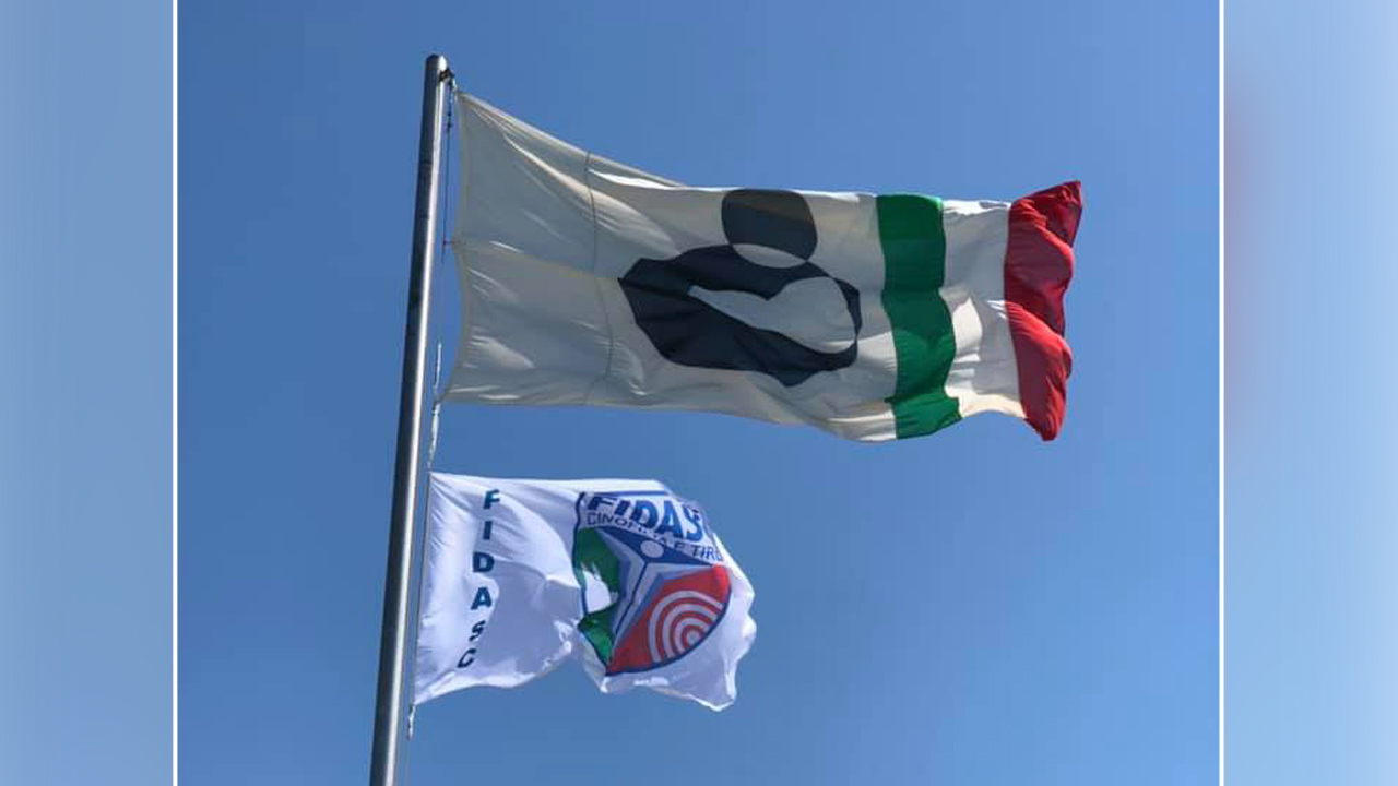 Bandiera Italia e bandiera Fidasc