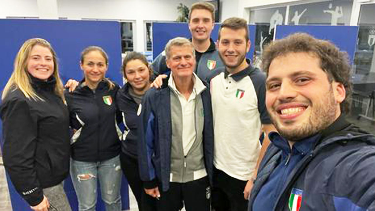 Fabio Partigiani insieme ad un gruppo di Probabili Olimpici dello skeet